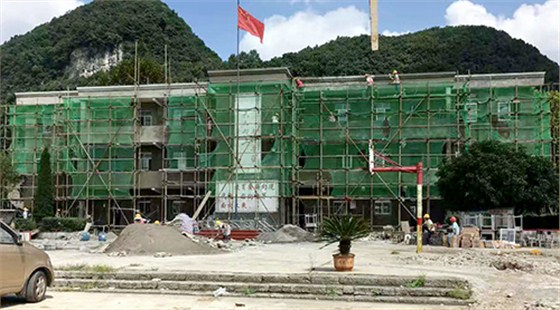 數(shù)碼彩學(xué)校外墻涂料養(yǎng)護(hù)膩子僅需24小時
