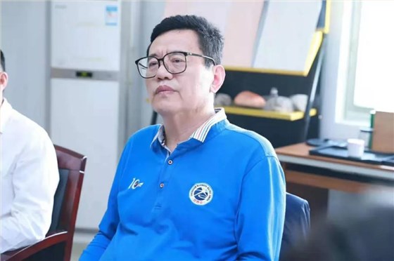 歡迎廣東涂協(xié)、經(jīng)銷商分會經(jīng)銷商代表蒞臨數(shù)碼彩指導