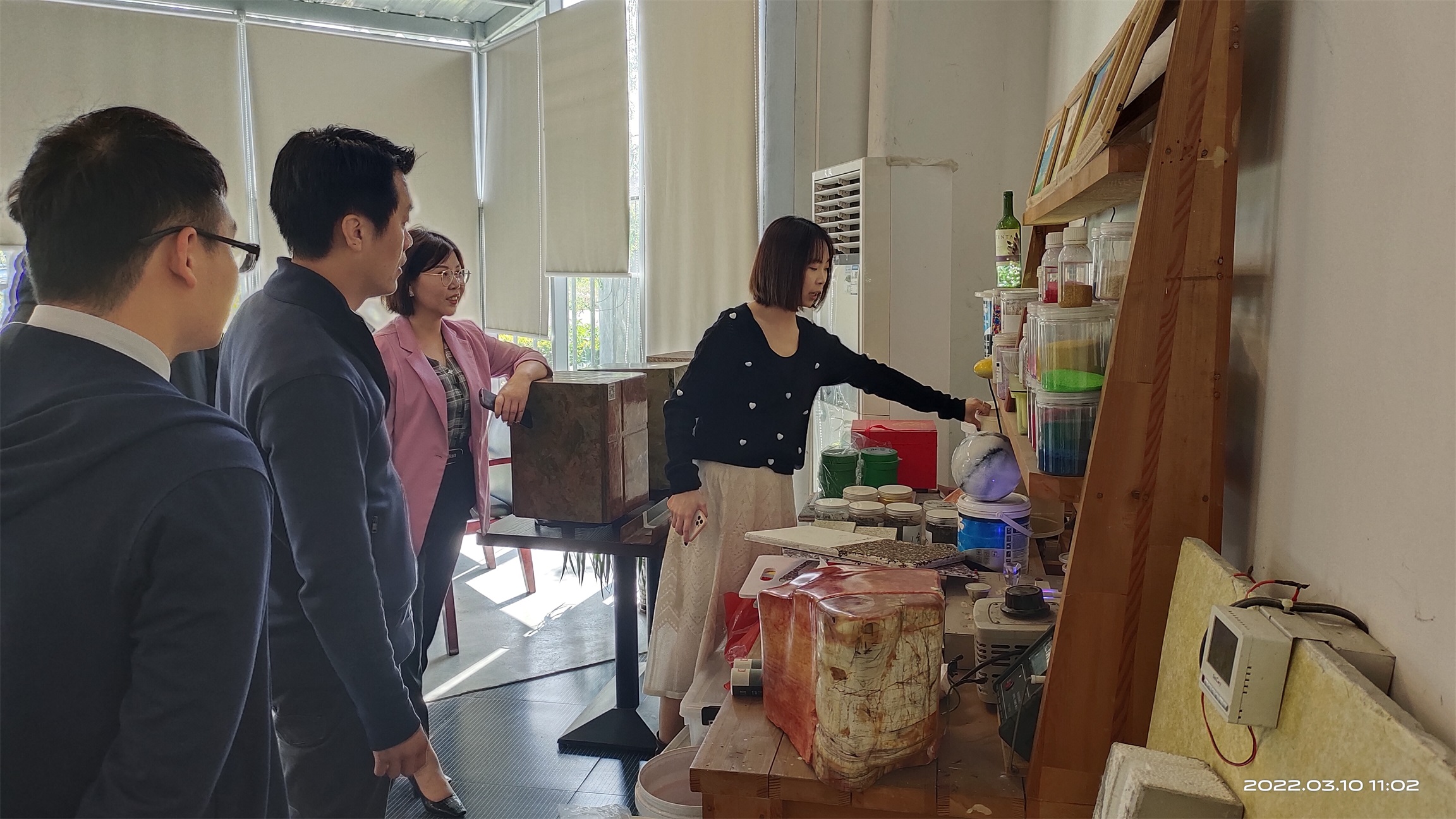 數(shù)碼彩要聞|杏壇鎮(zhèn)鎮(zhèn)長到數(shù)碼彩企業(yè)走訪。